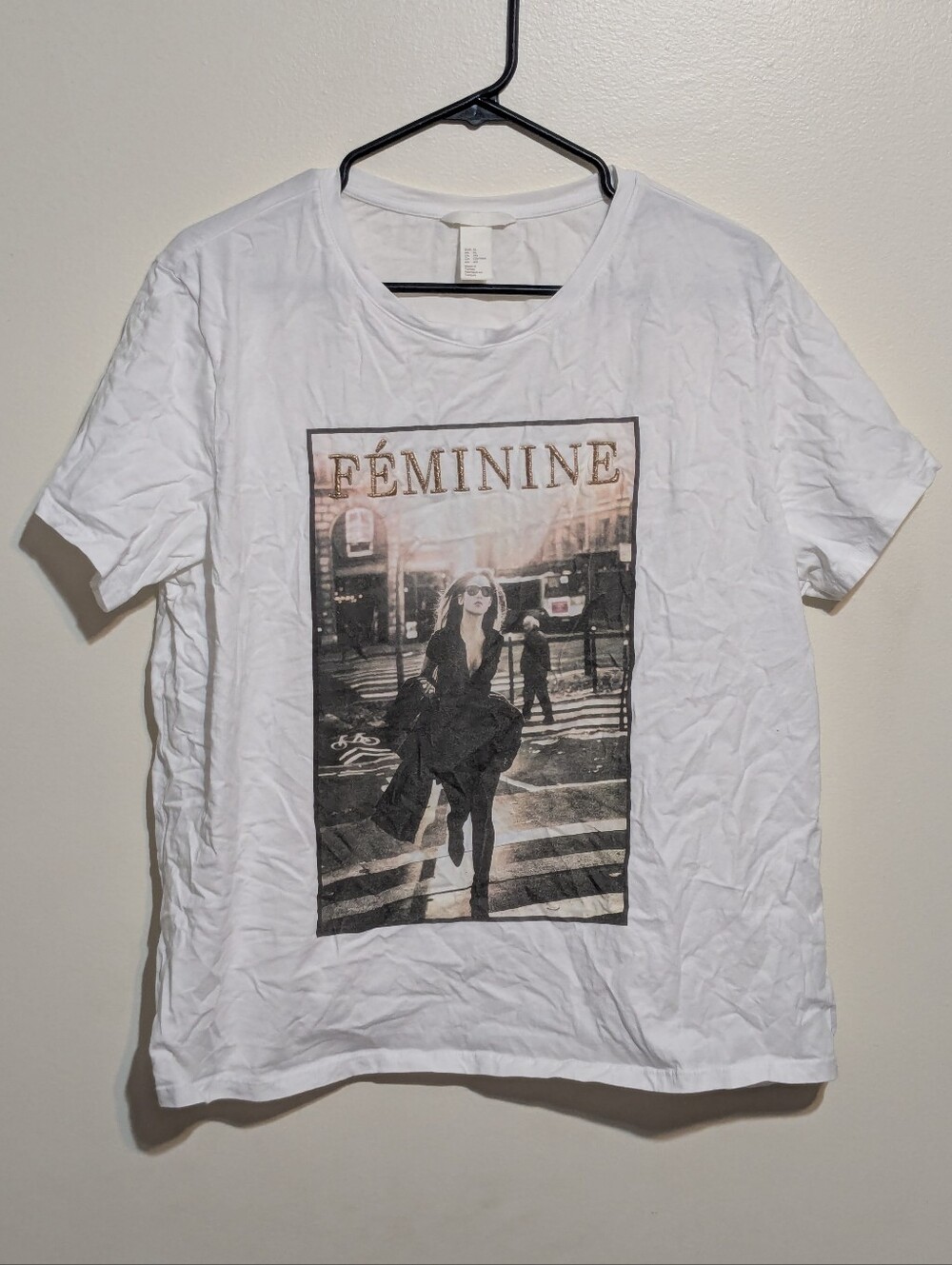 H&M White Graphic Tee - XL